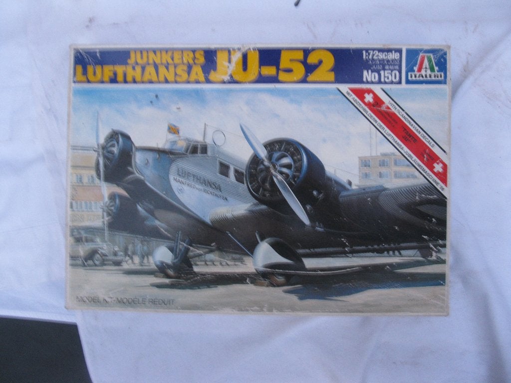 Vliegtuig Italeri Junkers JU 52 schaal 1:72, Ophalen of Verzenden, Zo goed als nieuw, 1:72 tot 1:144, Italeri