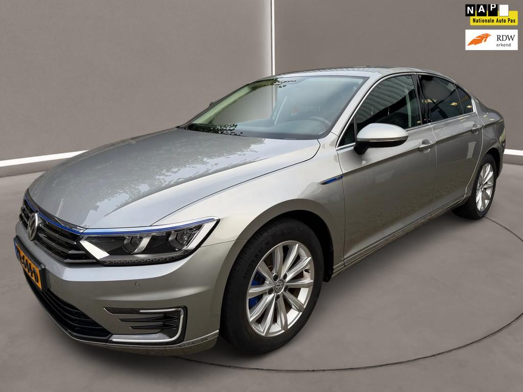 Volkswagen Passat 1.4 TSI GTE Highline 156 Pk Automaat Airco, Gebruikt, 1622 kg, Hybride Elektrisch/Benzine, 1600 kg