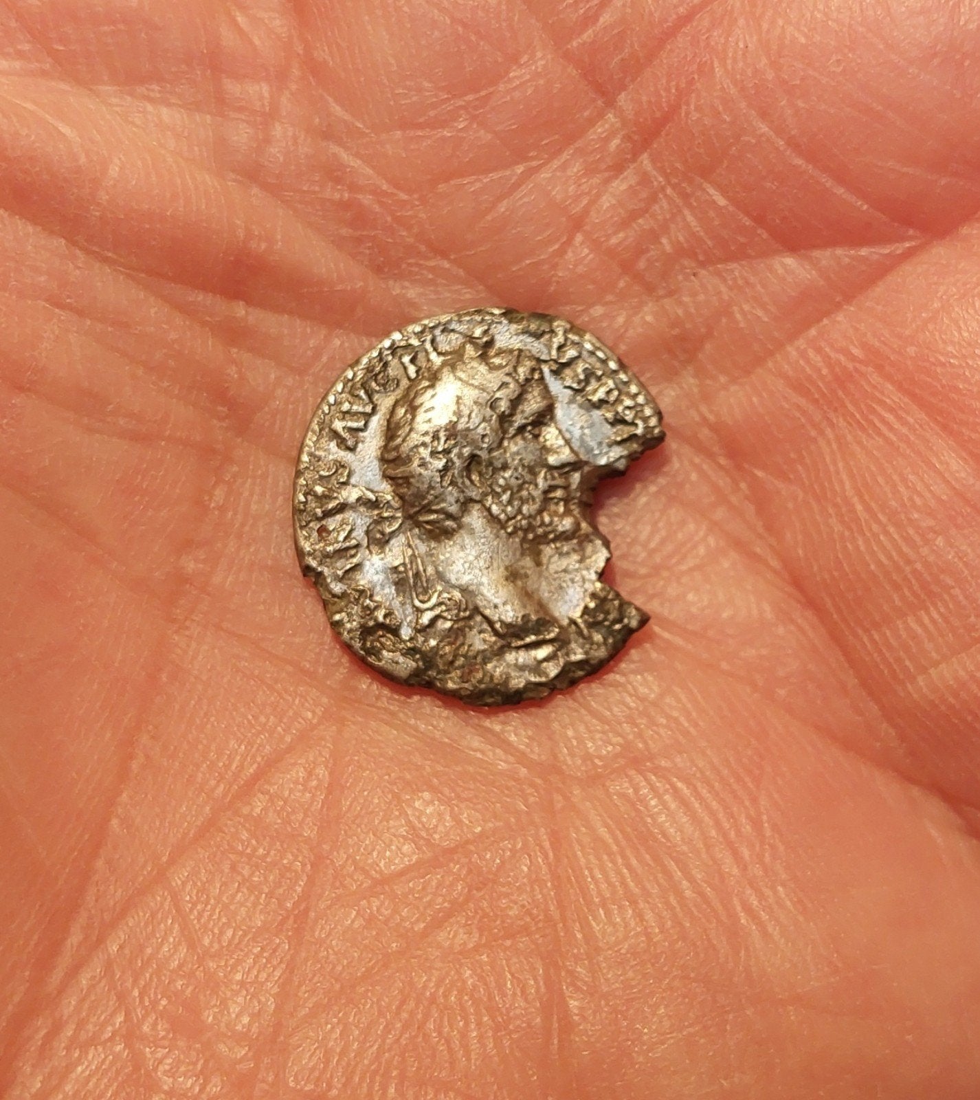 Romeinse munt zilveren denarius van keizer Antoninus Pius, Ophalen of Verzenden, Italië