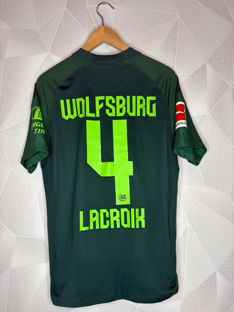 VFB Wolfsburg Thuis 2022/2023 Lacroix, Maat M, Ophalen of Verzenden, Zo goed als nieuw, Shirt
