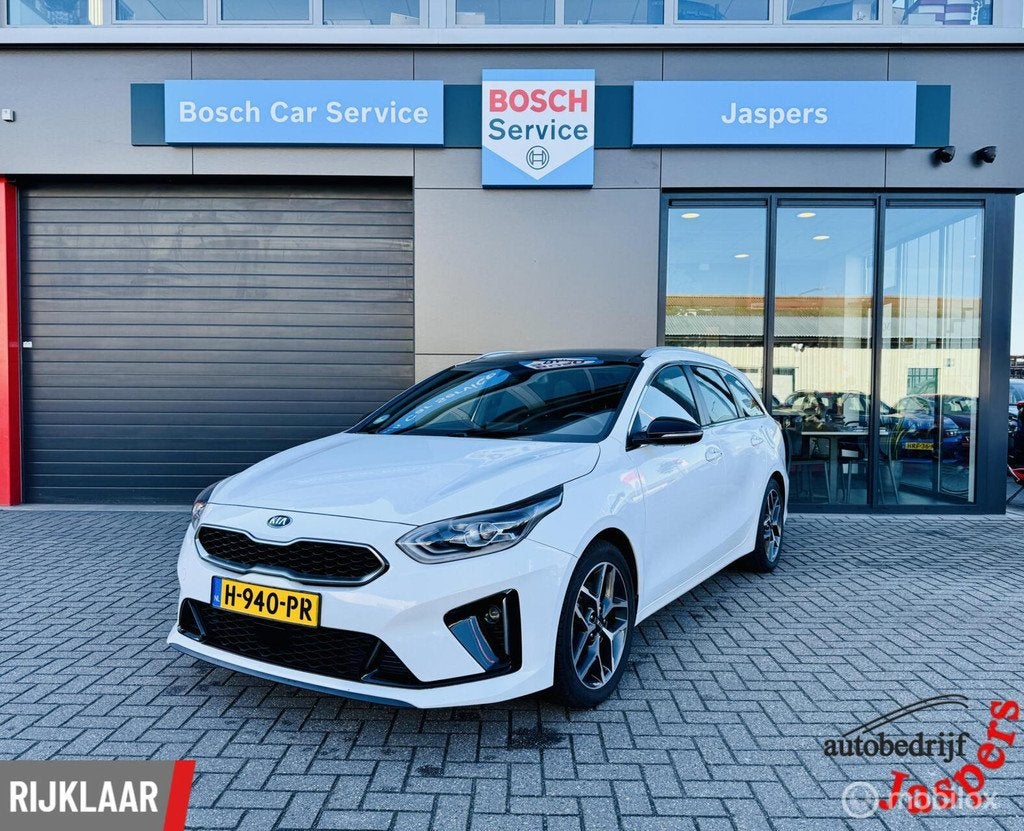 Kia Ceed Sportswagon 1.0 T-GDi GT-Line PANO/TREKH/CAMERA, Voorwielaandrijving, 12 maanden, Gebruikt, Wit