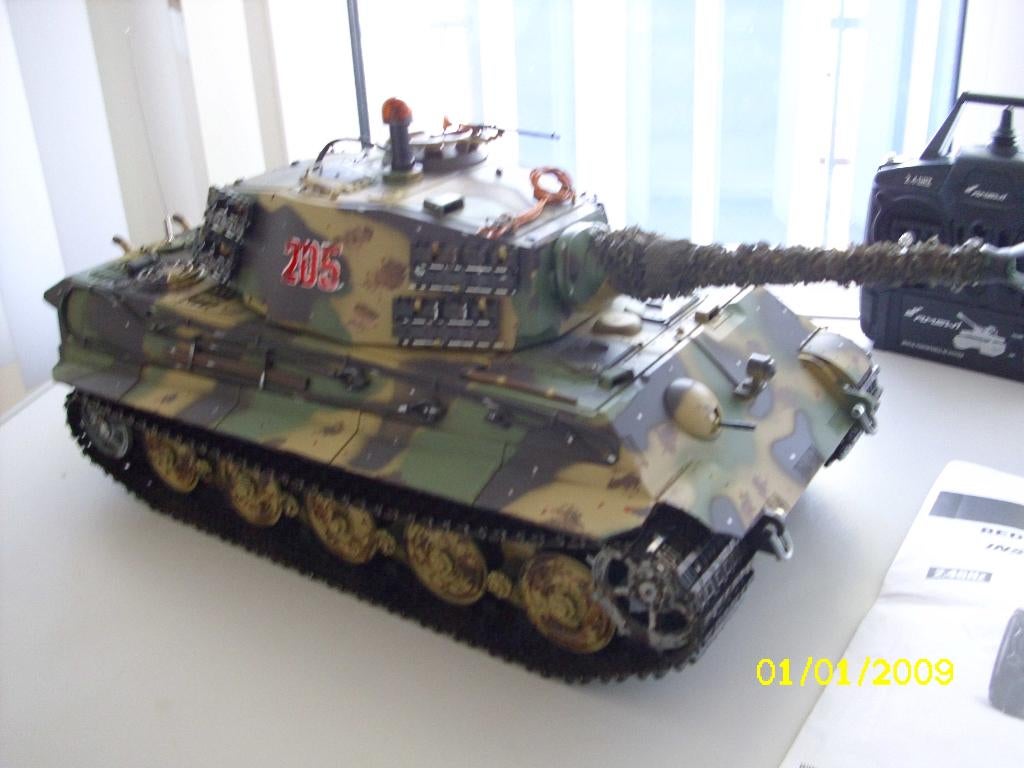 RC  TANK amewi pro  versie,  schaal 1op 16, king tiger RTR, Hobby en Vrije tijd, Overige merken, Gebruikt, Tank, Groter dan 1:32