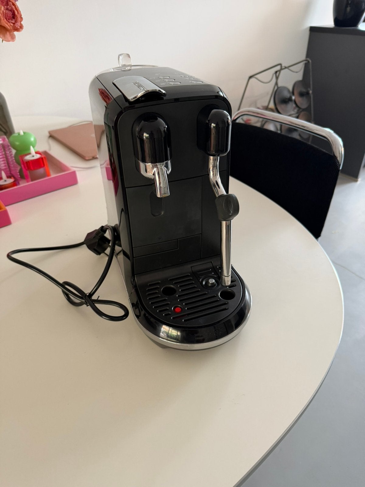 Nespresso creatista Uno  van  Sage. Werkt 100%. !!, Ophalen of Verzenden, Zo goed als nieuw