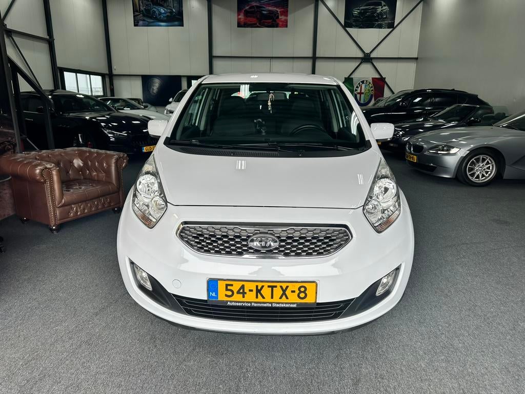 Kia Venga 1.4 Cvvt 90pk 2010 Wit 5-Deurs Clima, Voorwielaandrijving, Zwart, 4 cilinders, 1396 cc