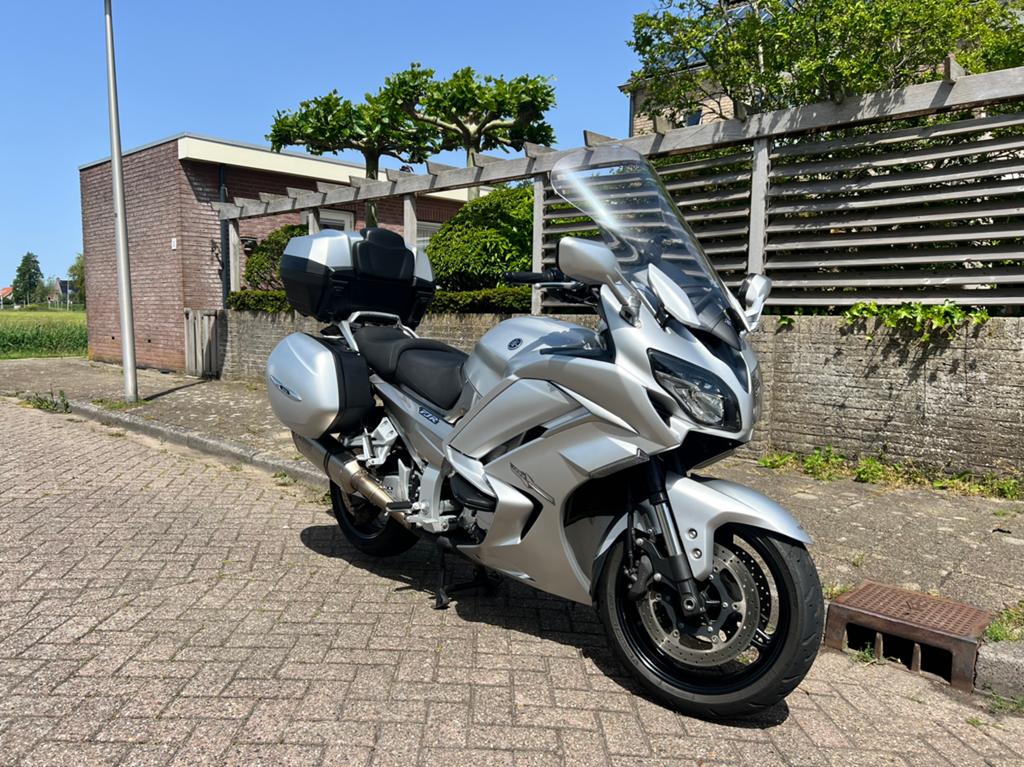 Zeer mooie Yamaha FJR 1300 AE aangeboden, Motoren, Motoren | Yamaha, 4 cilinders, Motorrijbewijs A, Gebruikt, Particulier