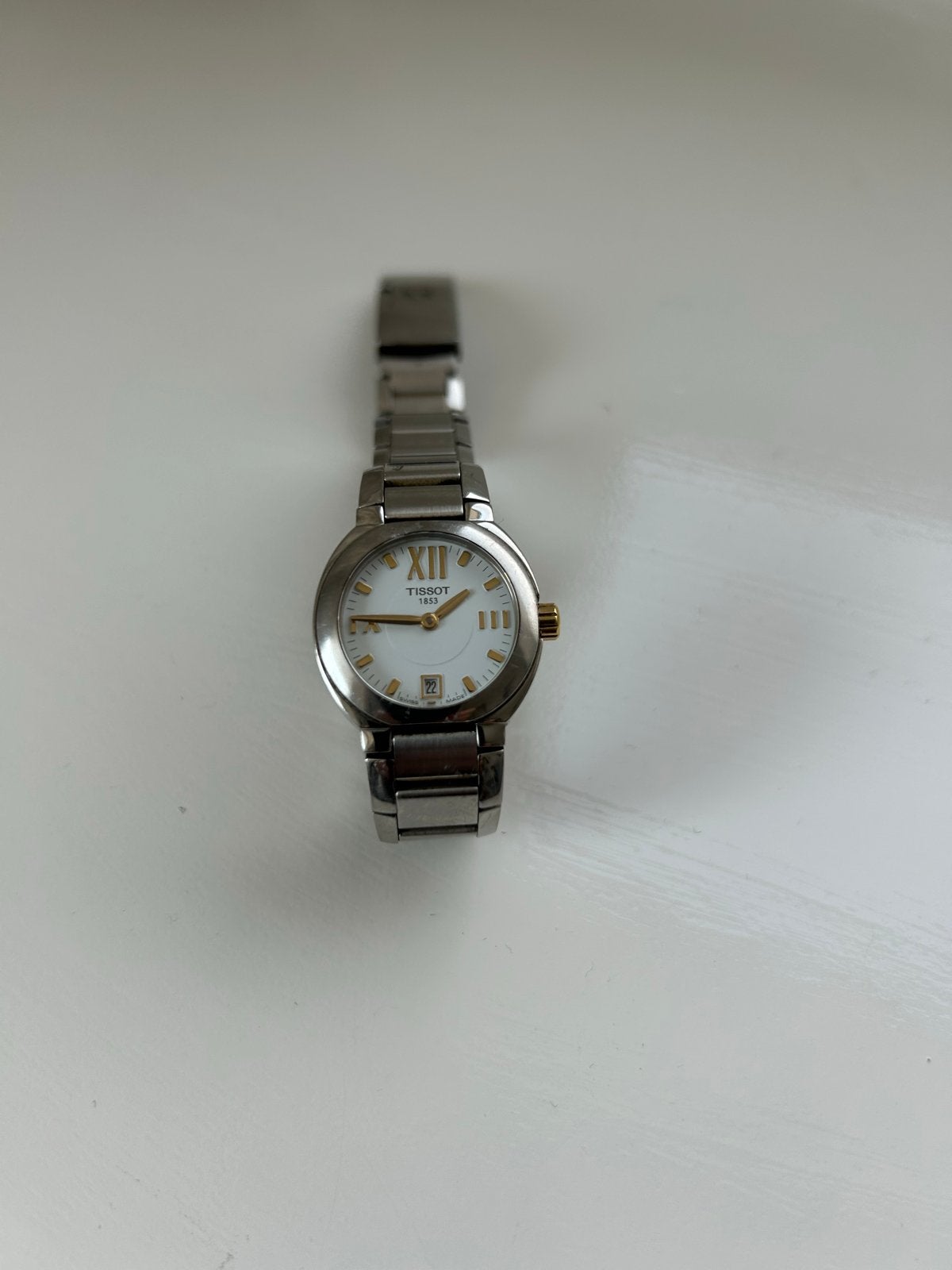 Tissot Dames Horloge - Elegant en Tijdloos Design, Overige merken, Staal, Polshorloge, Ophalen of Verzenden