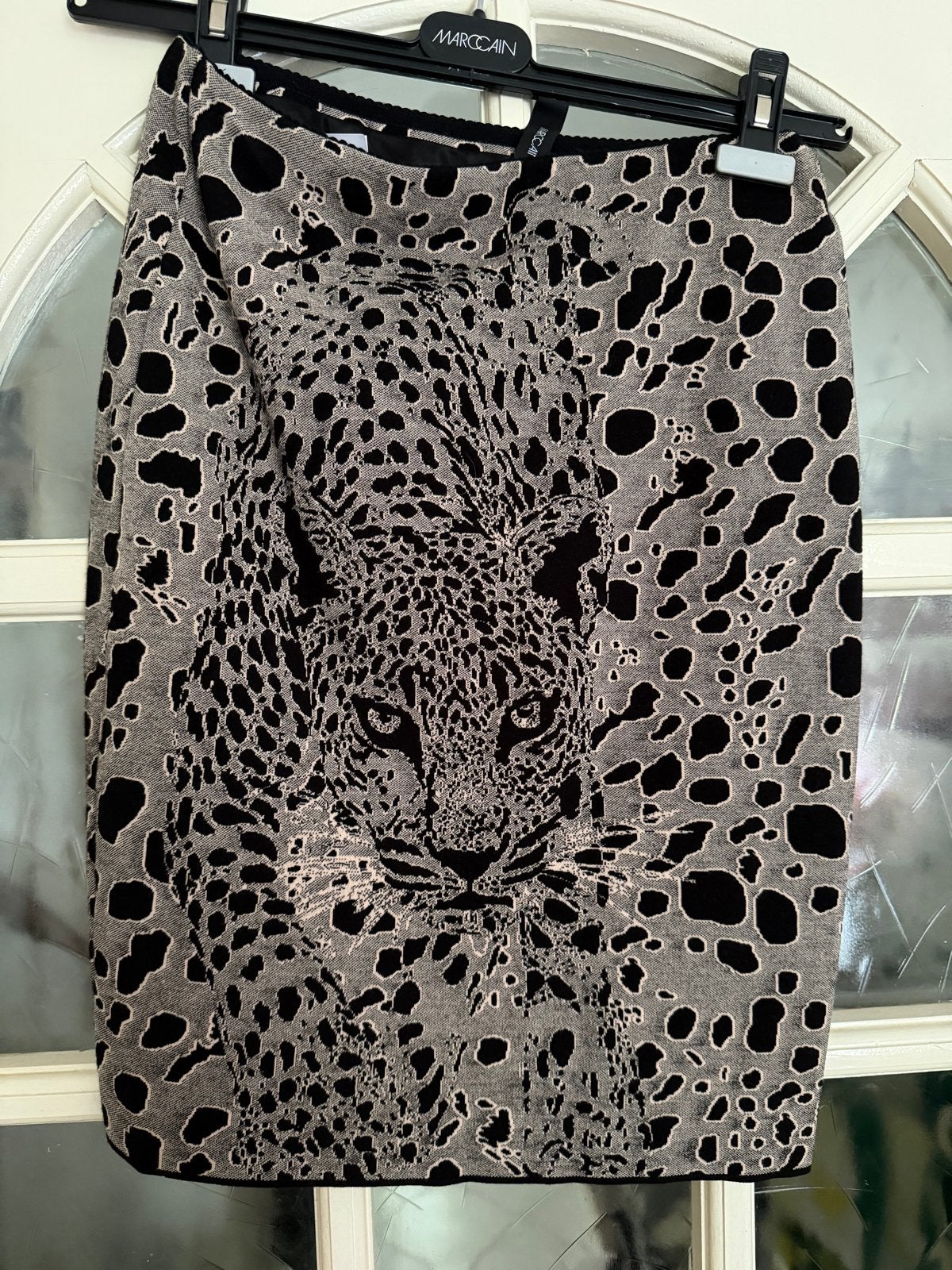 MarcCain Korte Rok Poema Print Zwart Grijs Maat 36, Kleding | Dames, Zwart, Ophalen of Verzenden, Zo goed als nieuw, Maat 36 (S)