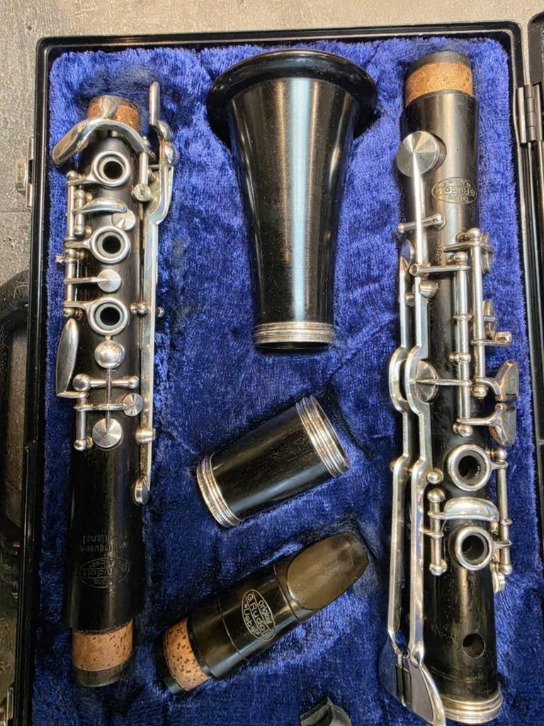 Bes Klarinet Uebel geen schade alles in orde. Met koffer, Muziek en Instrumenten, Ophalen of Verzenden, Zo goed als nieuw, Hout