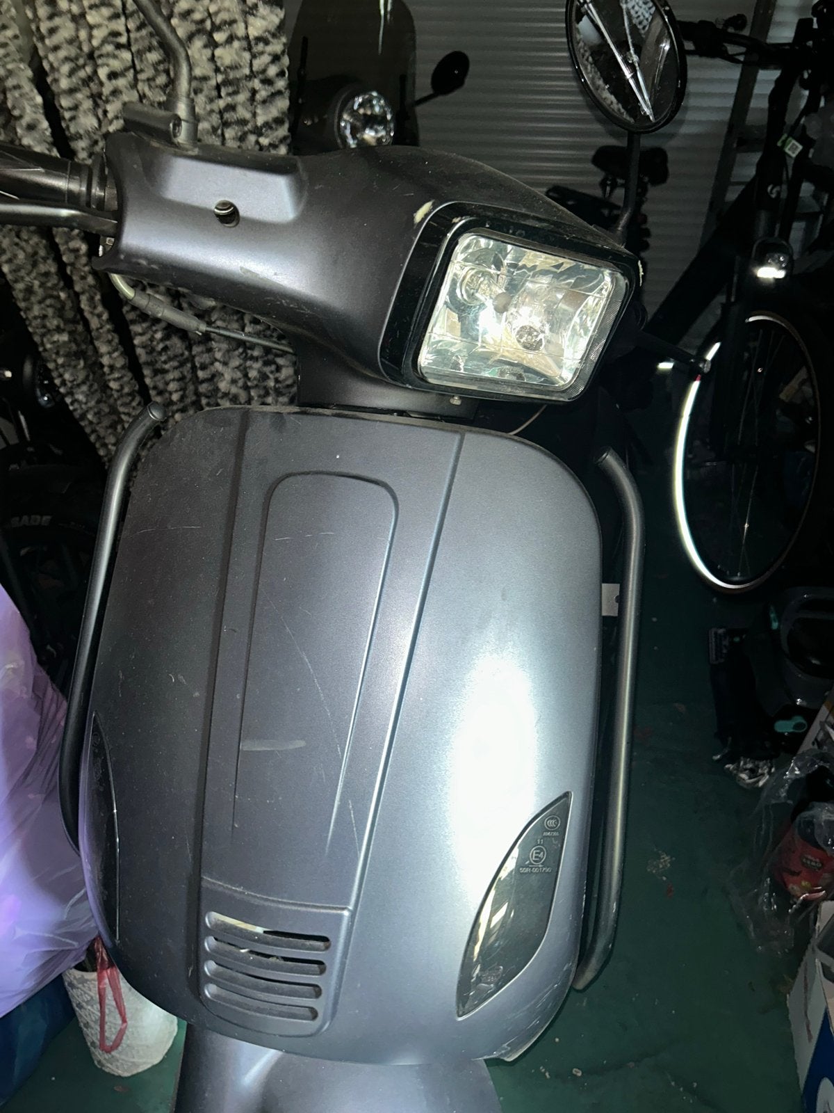 Scooter met beschadigde uitlaat, Ophalen, Gebruikt, Uitlaat