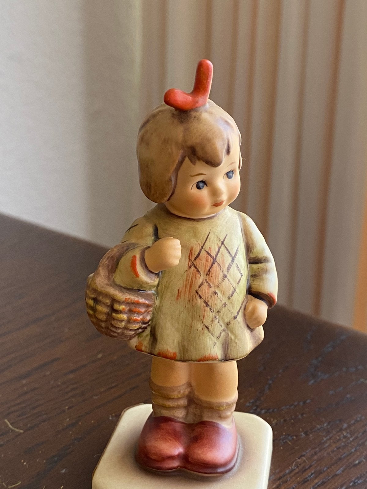 Vintage Goebel M.I. Hummel, Verzamelen, Beelden en Beeldjes, Ophalen, Zo goed als nieuw, Hummel