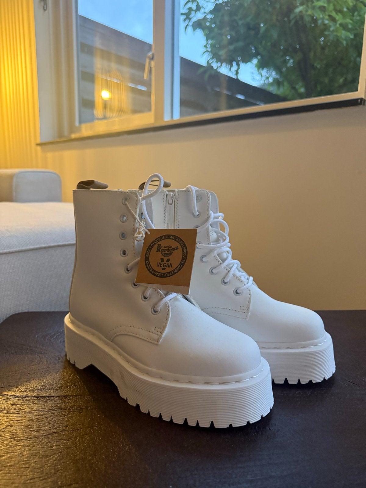 Dr. Martens Vegan Jadon II Mono Wit - Maat 38, Ophalen of Verzenden, Nieuw, Wit, Lage of Enkellaarzen