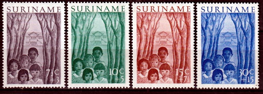 Suriname NVPH 312/5 postfris, Postzegels en Munten, Postzegels | Suriname, Ophalen of Verzenden, Postfris