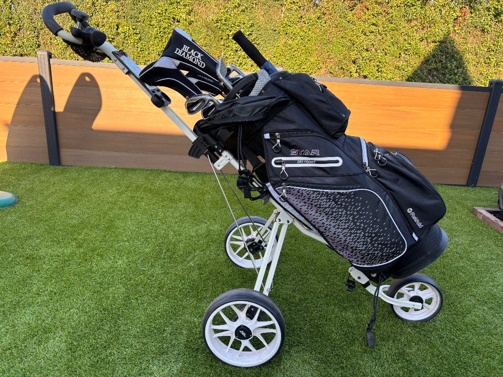 Foto 3 van Golfset + karretje Black Diamond