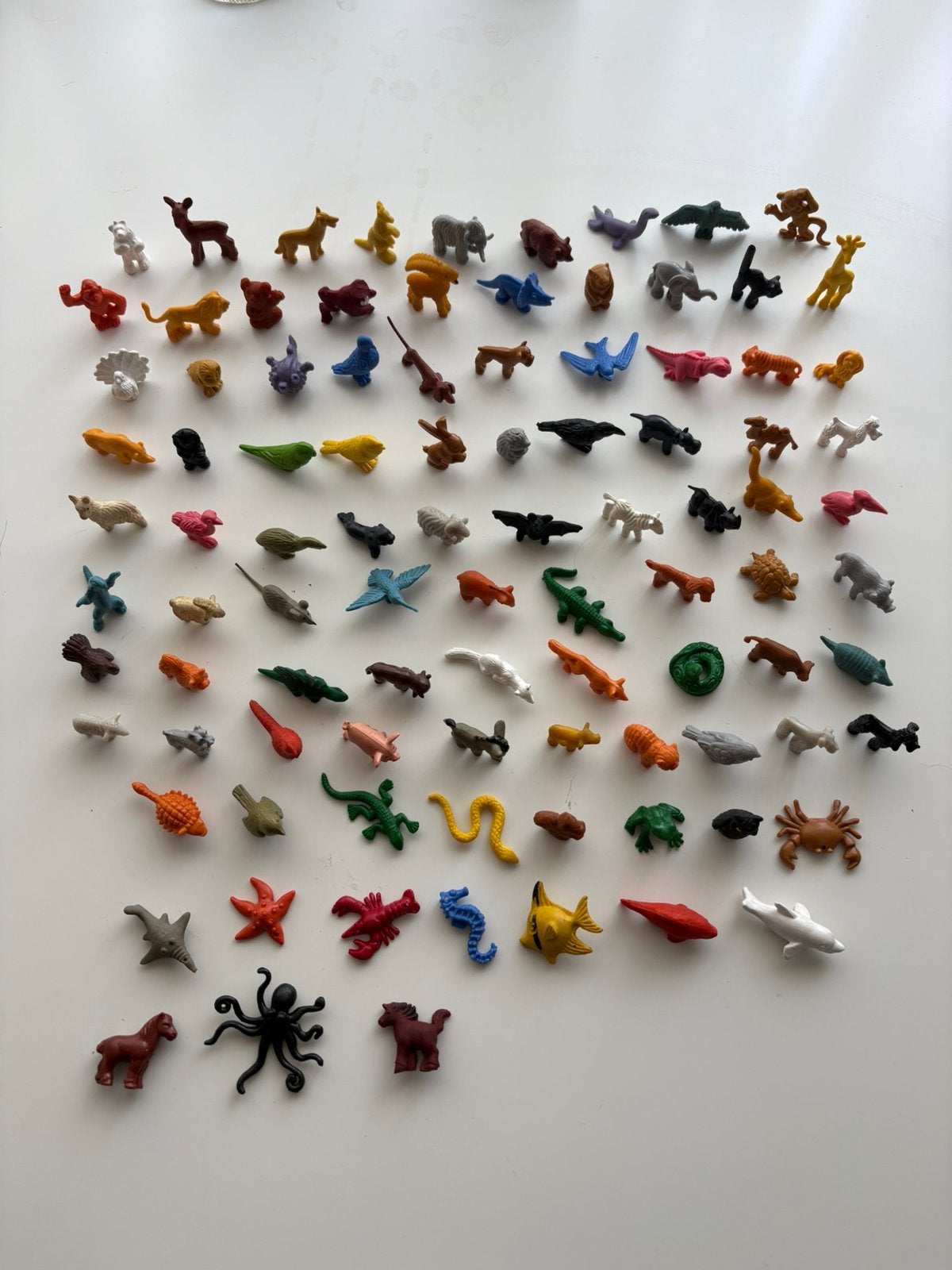 95 originele Schleich mini’s, Ophalen of Verzenden, Zo goed als nieuw, Paard, Beeldje of Figuurtje
