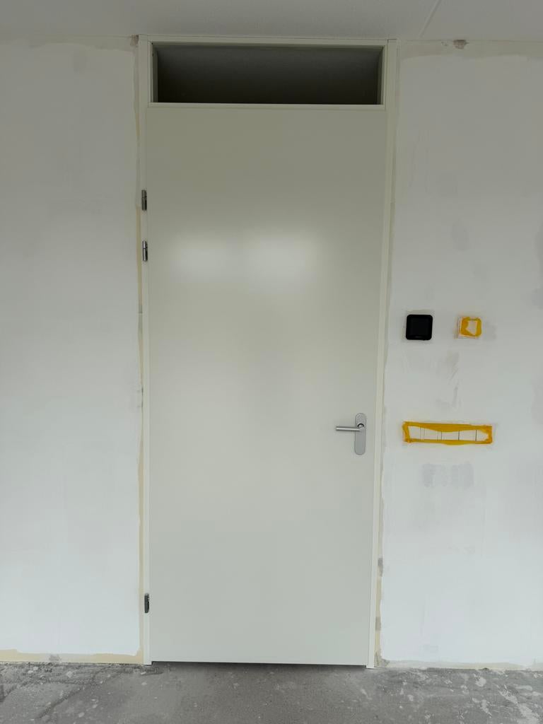 Binnendeur wit (2 stuks) 95 x 230 x 4 cm, Doe-het-zelf en Verbouw, Deuren en Horren, Ophalen, 80 tot 100 cm, 215 cm of meer, Binnendeur
