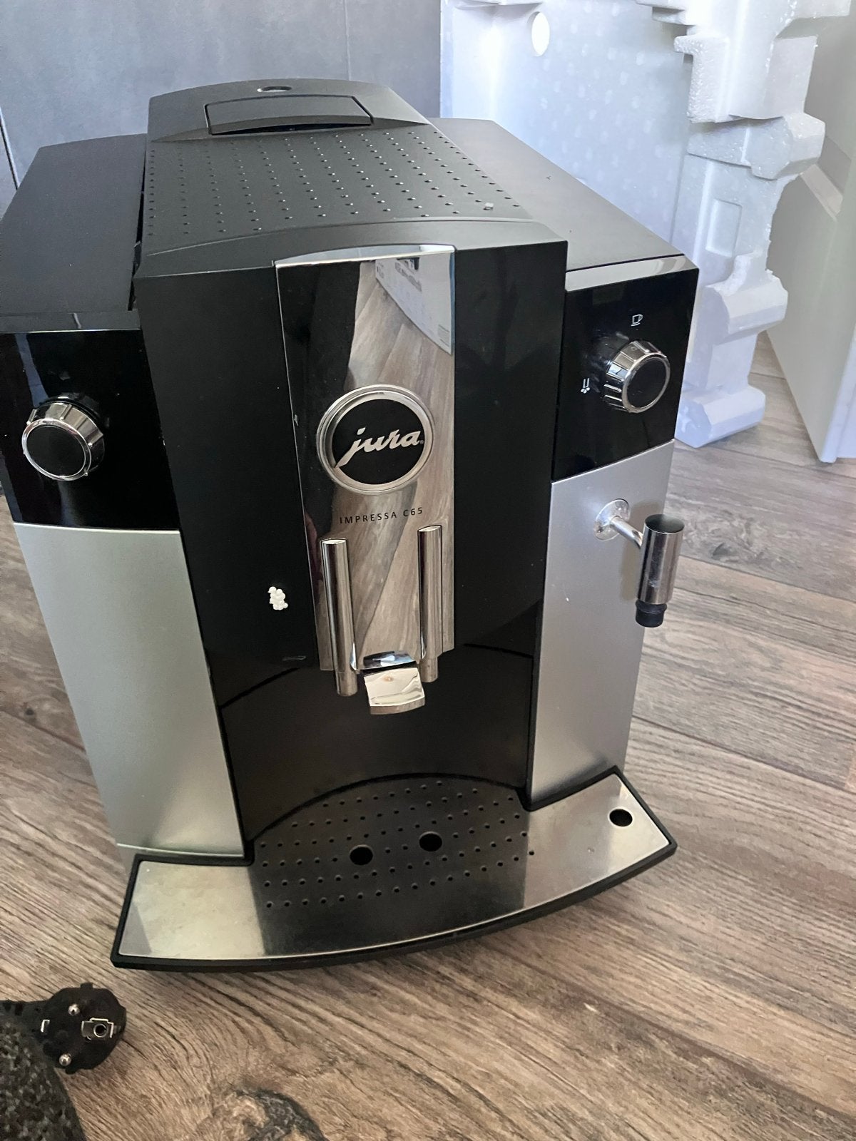 Jura Impressa C65 - Lekt stoom (ventiel kapot), Ophalen, Afneembaar waterreservoir, Koffiemachine, Koffiebonen