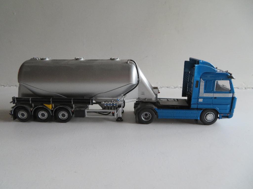 Tekno Scania Streamline 143 en Feldbinder Silo aanhanger, Hobby en Vrije tijd, Modelauto's | 1:50, Ophalen of Verzenden, Zo goed als nieuw