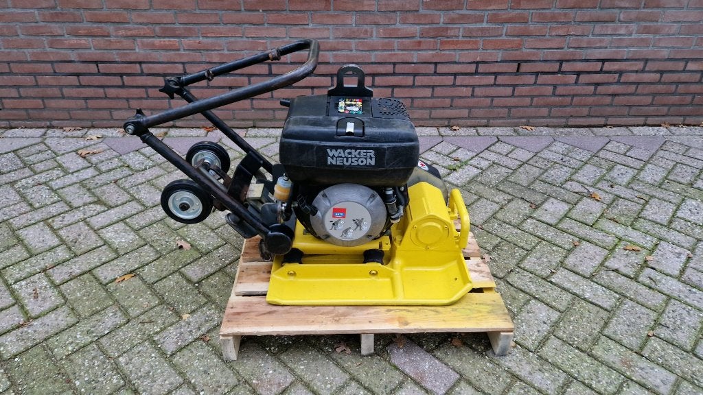 Wacker DPS1850 trilplaat, Tuin en Terras, Hand-tuingereedschap, Gebruikt, Ophalen
