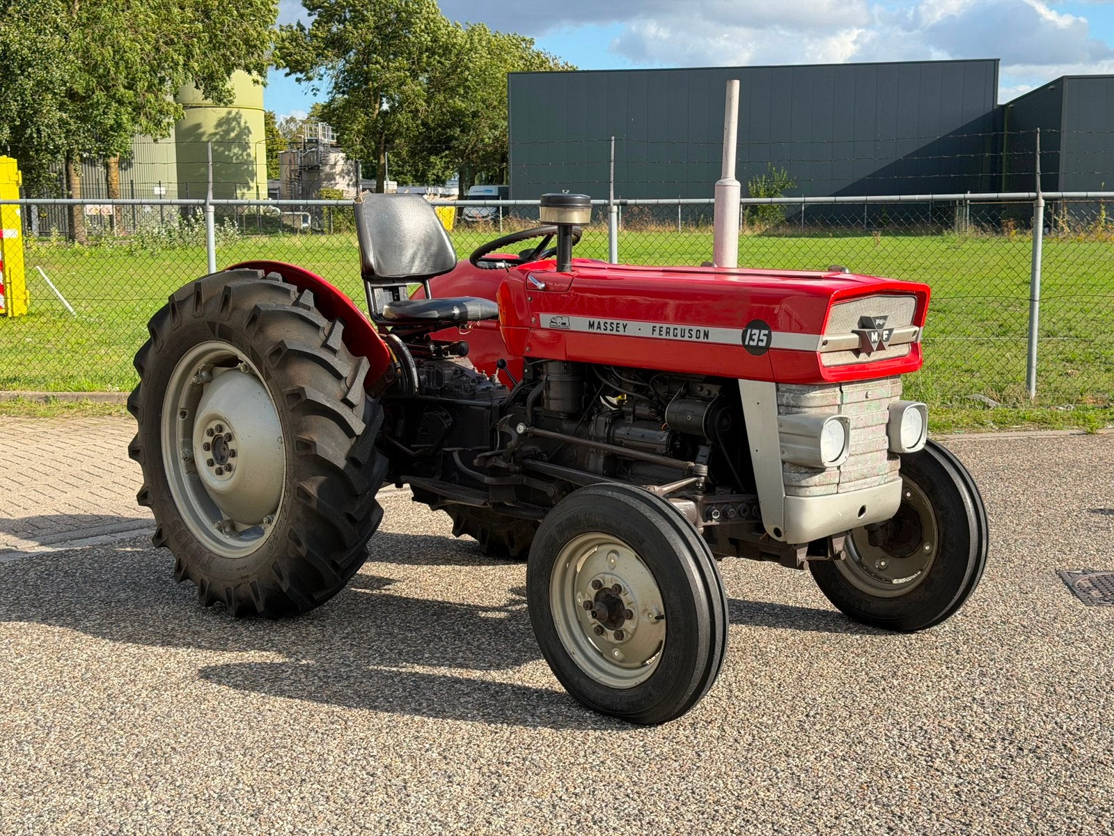 Massey Ferguson 35 3cilinder en mf 135 prijs is pst, Ophalen, Oldtimer, Tot 80 Pk, Massey Ferguson