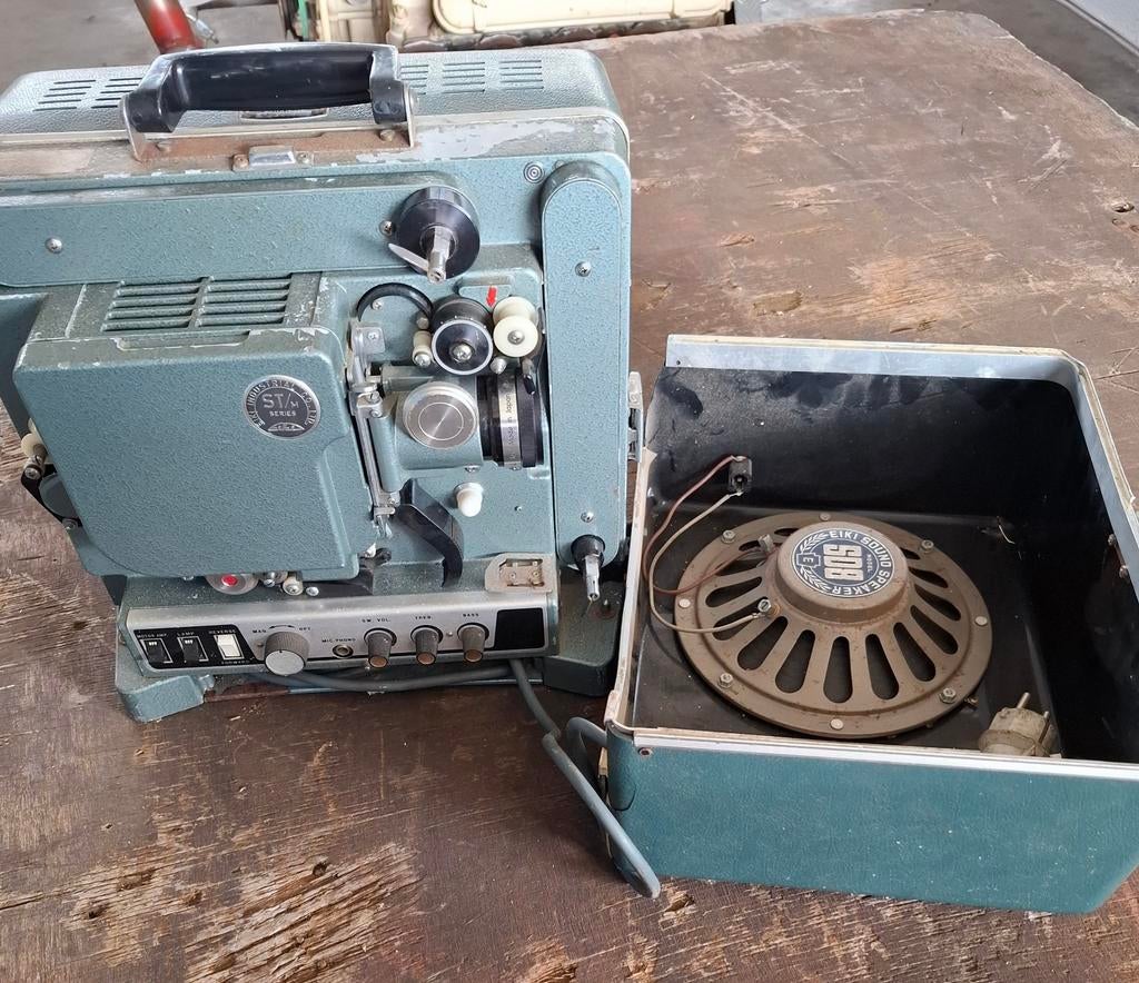 Vintage Eiki ST-2H 8mm Filmprojector met Geluid, Ophalen, Gebruikt, Met scherm