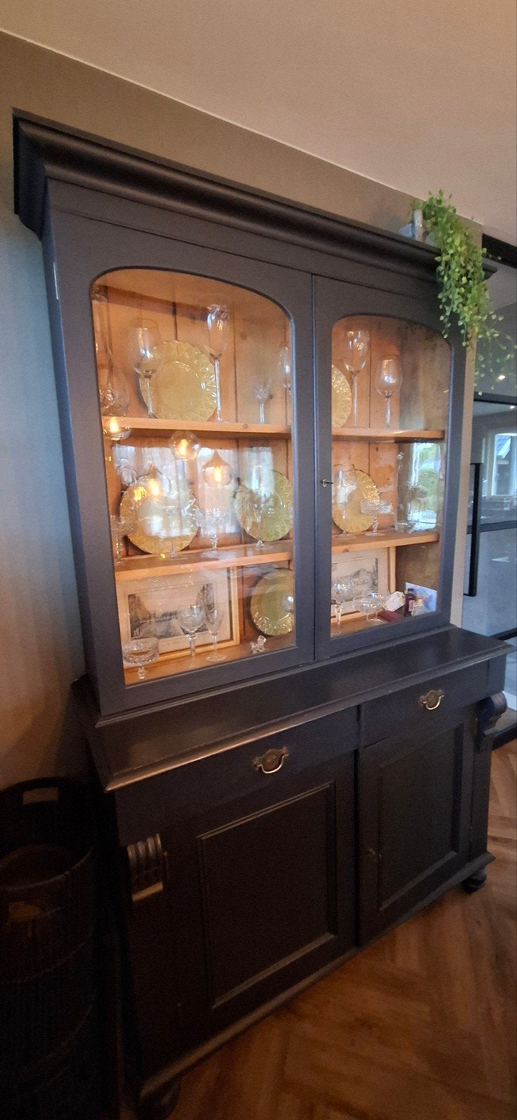 Landelijke buffetkast, Ophalen, 100 tot 150 cm, 200 cm of meer, Glas