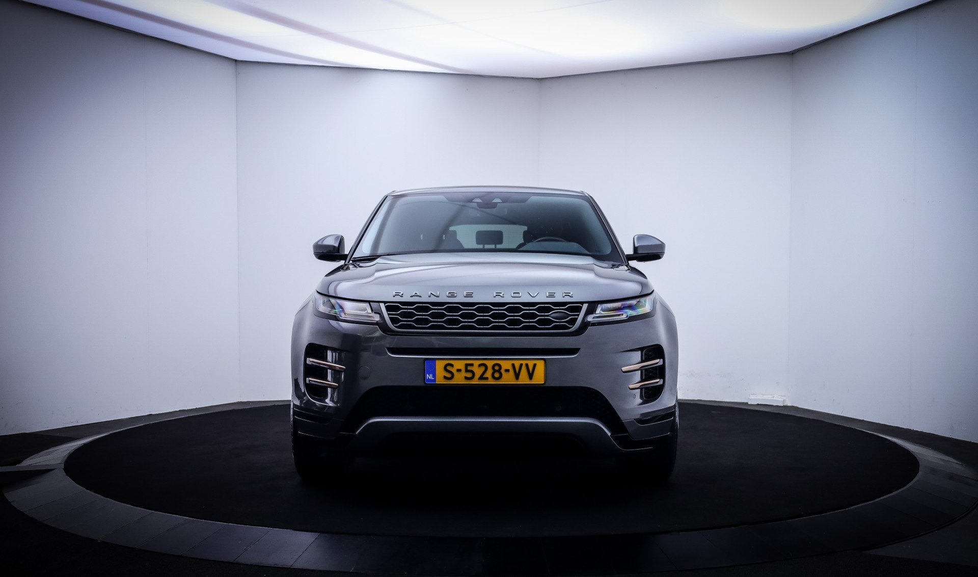 Land Rover Range Rover Evoque 2.0 P300 AWD R-Dynamic SE 300P, 4 cilinders, 120 €/maand, Bedrijf, Vierwielaandrijving