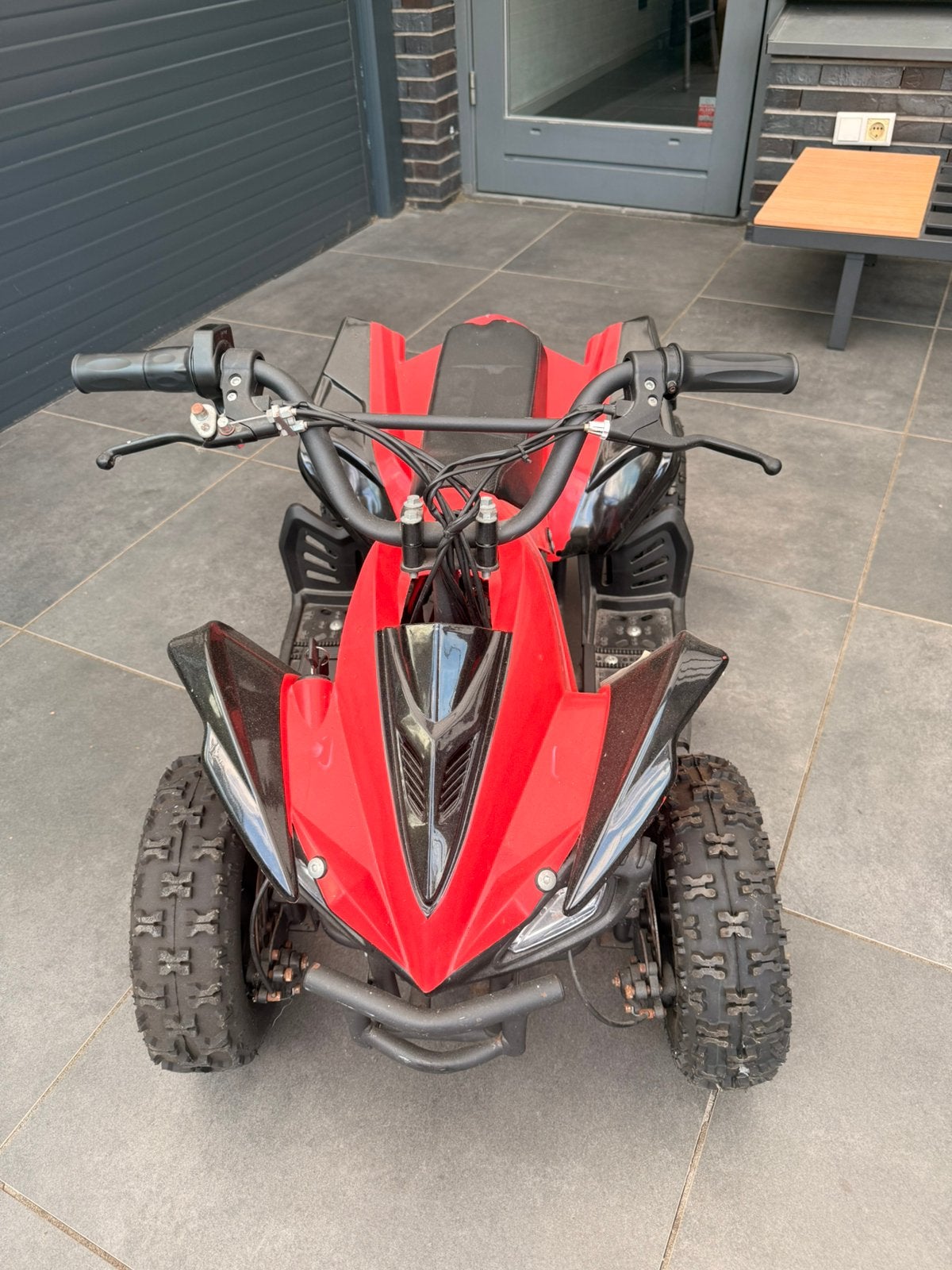 Kinderquad rood, Fietsen en Brommers, Ophalen of Verzenden, Zo goed als nieuw, Overige typen