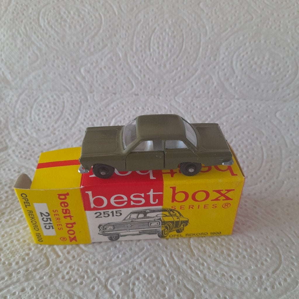 Best Box Bestbox Opel Record 1900 groen. mint in mint doosje, Ophalen of Verzenden, Nieuw, Auto