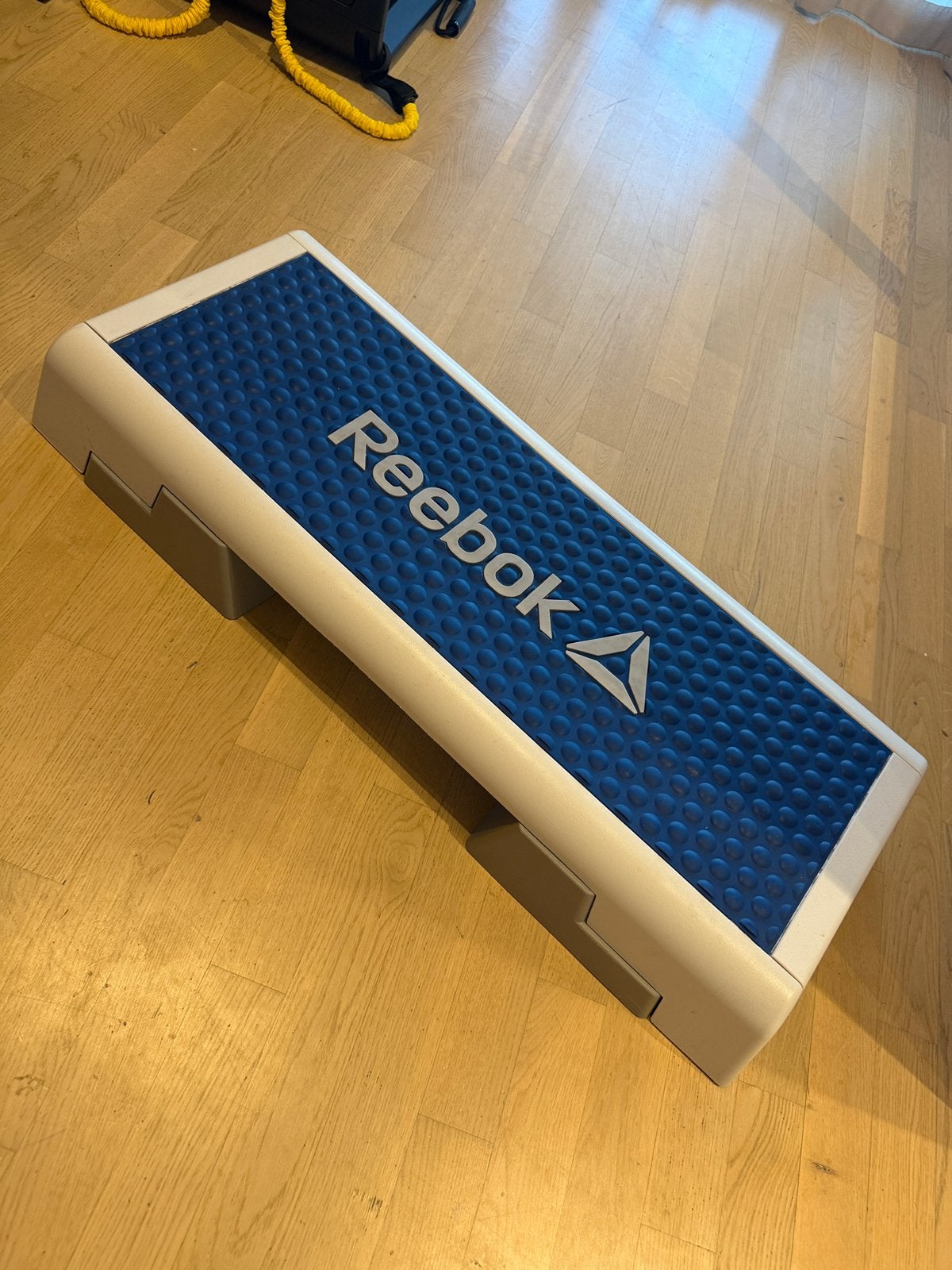 Reebok Step aerobic stepbank verstelbaar met 2 verhogers, Ophalen, Zo goed als nieuw, Stepbank