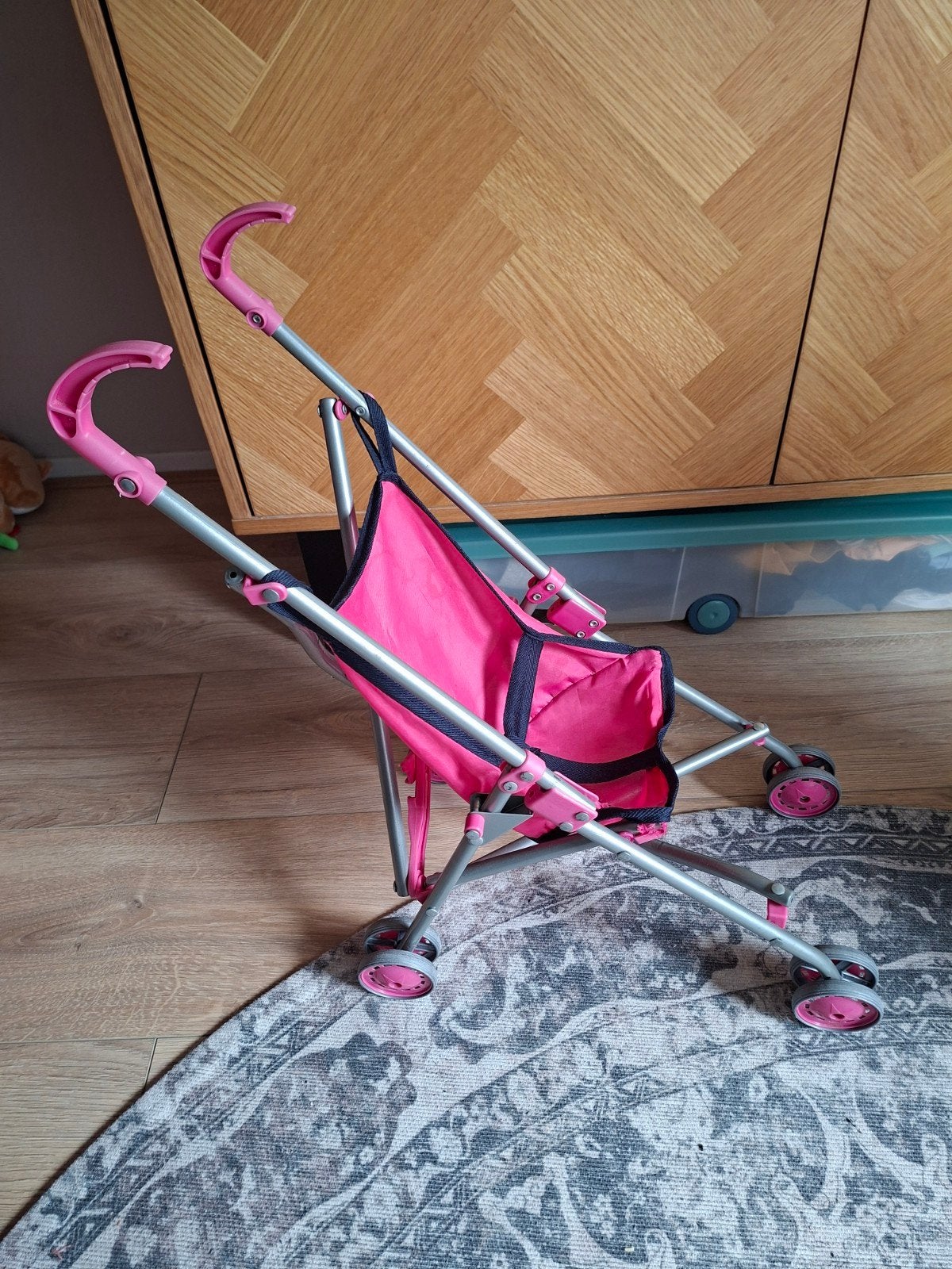 Roze poppenbuggy voor uren speelplezier, Ophalen, Gebruikt, Overige typen