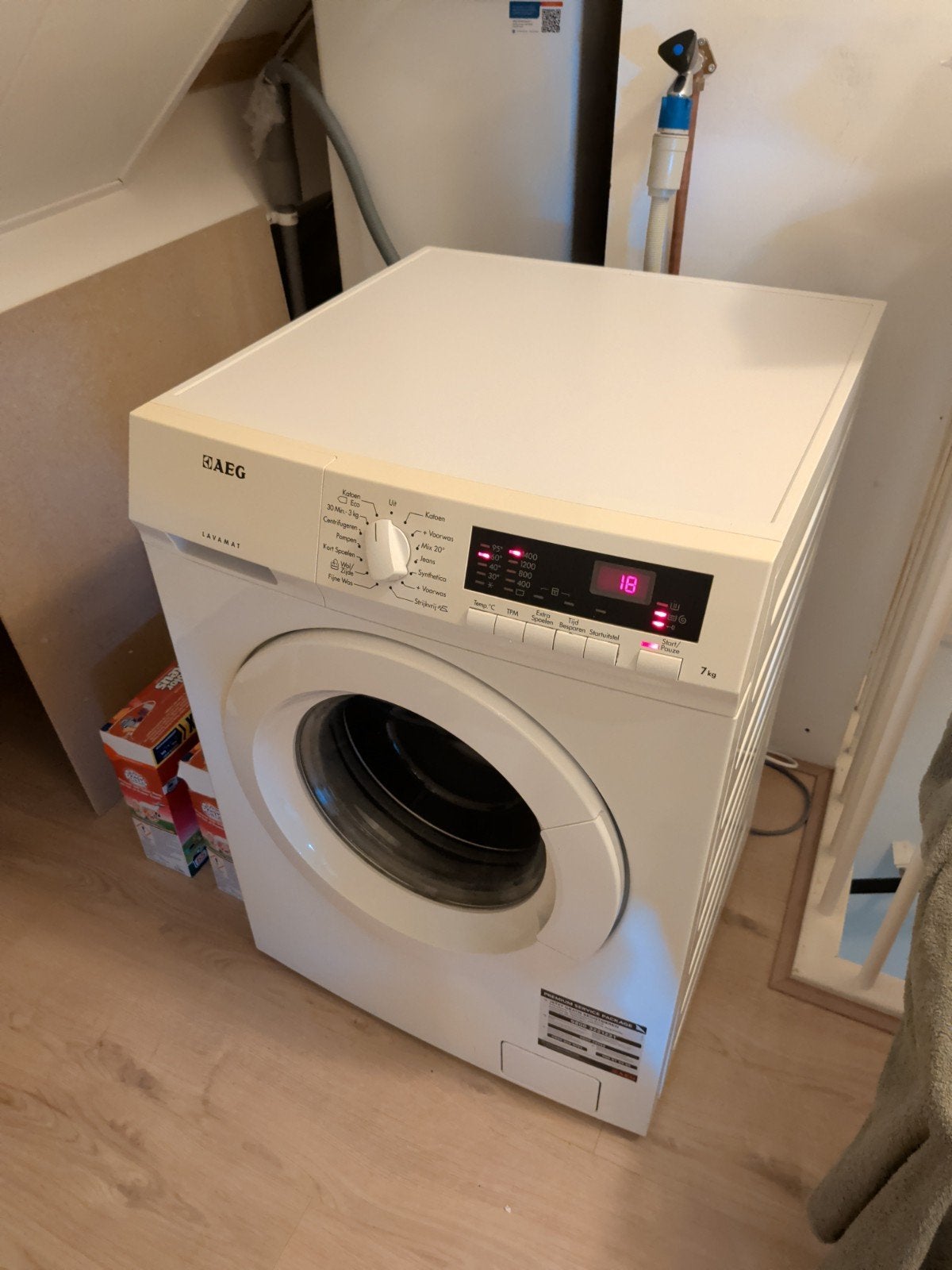 AEG Lavamat Wasmachine 7kg - Zo goed als nieuw, Witgoed en Apparatuur, Wasmachines, Zo goed als nieuw, Voorlader, 6 tot 8 kg, 85 tot 90 cm