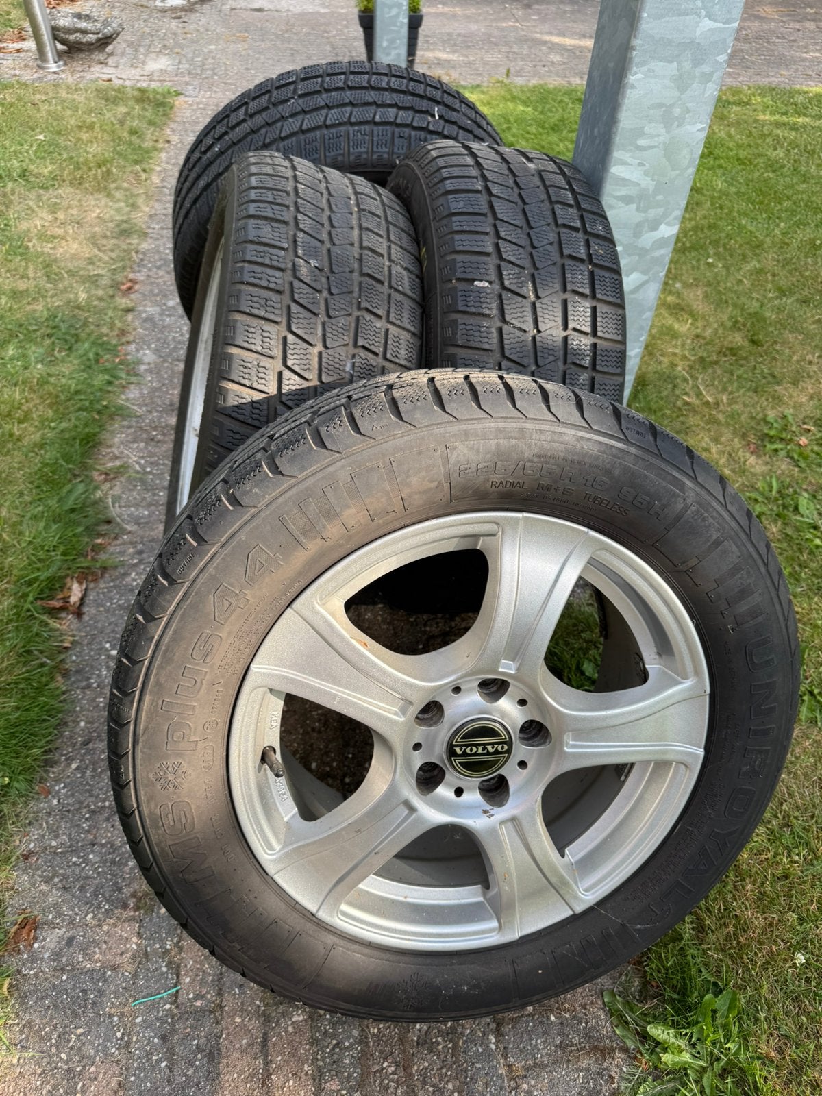 Volvo 16 inch set / 18 inch velgen 5x108, Ophalen, 18 inch, Velg(en), Zomerbanden
