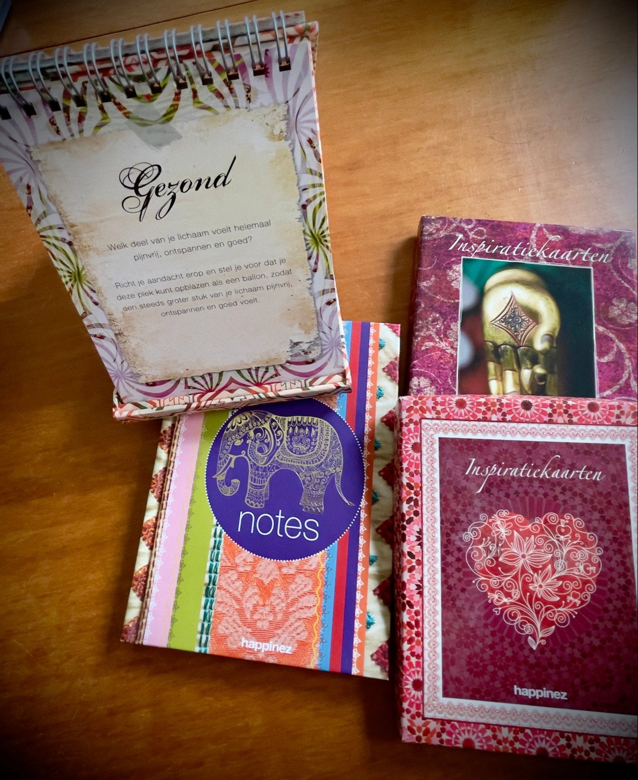 Happinez Inspiratiekaarten, Notes en Out of the Box, Ophalen of Verzenden, Zo goed als nieuw
