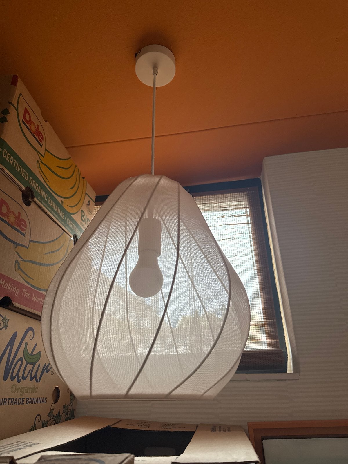 Lichtroze hanglamp Kwantum - Zo goed als nieuw, Ophalen, Zo goed als nieuw, Textiel, E27 (groot)