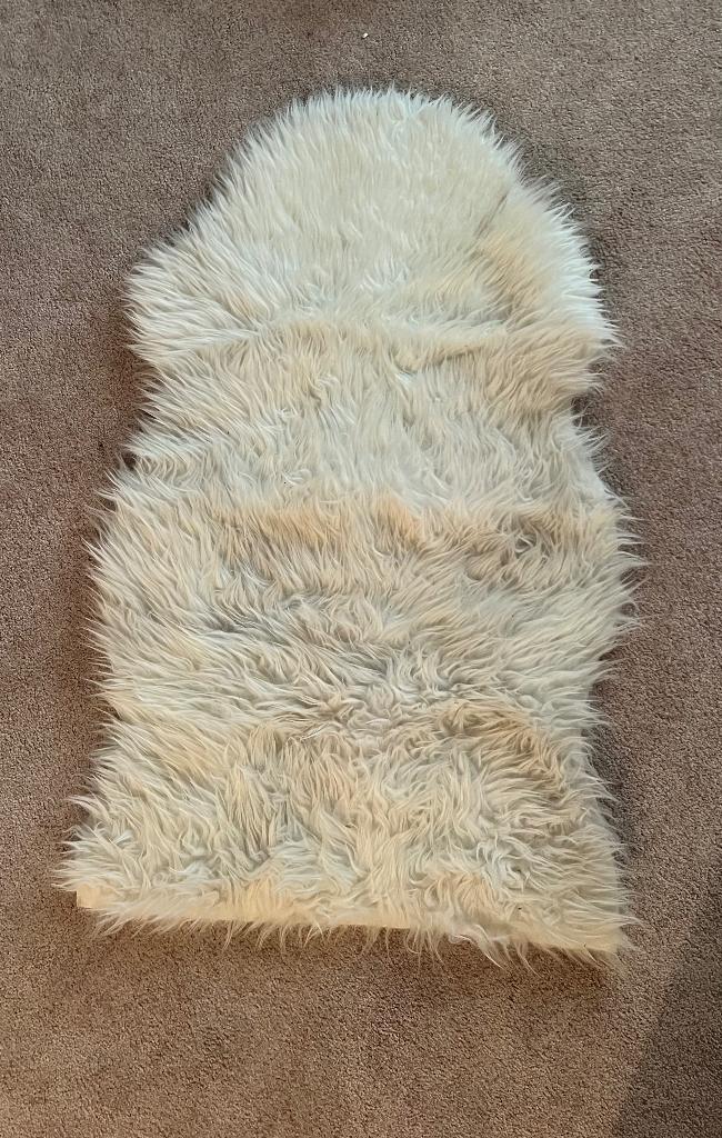 Vacht kleedje, 100 tot 150 cm, Zo goed als nieuw, Overige vormen, Crème