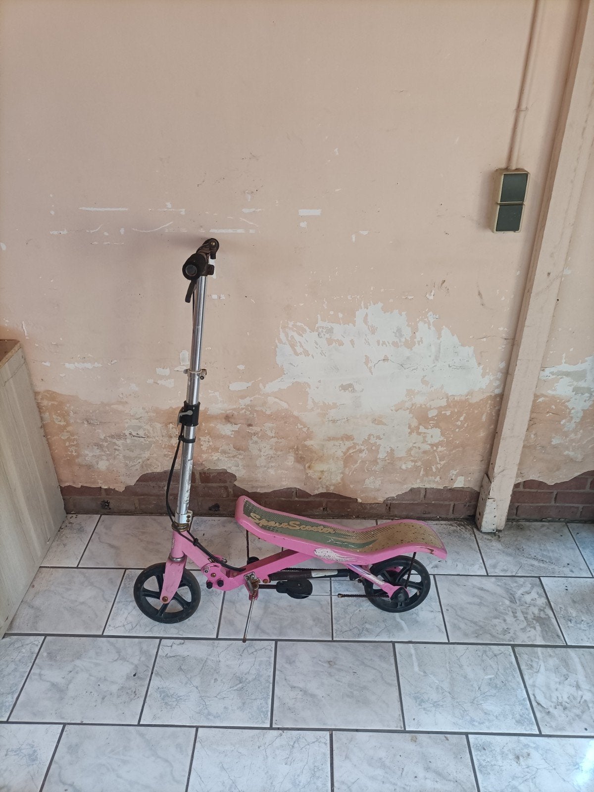 Roze spacescoter met  - Gebruikt, Fietsen en Brommers, Steps, Ophalen of Verzenden, Gebruikt, Gewone step, Onbekend