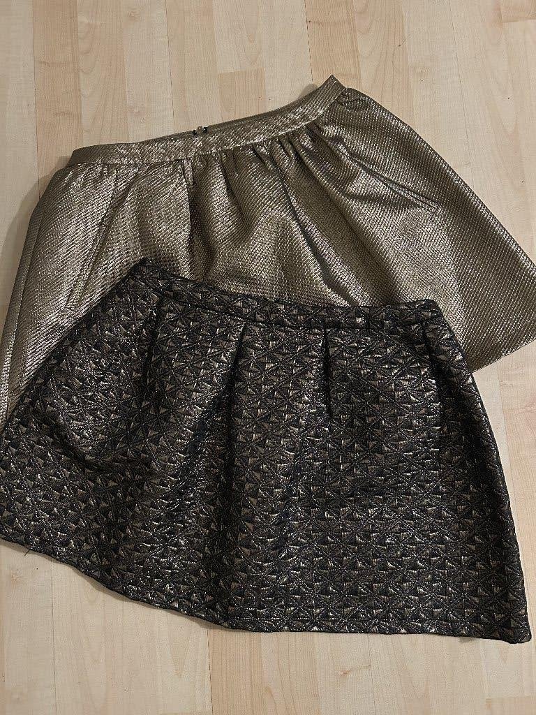 2 Rokken goud en goud print samen €8. Ophalen, Kleding | Dames, Overige kleuren, Zo goed als nieuw, Boven de knie, Ophalen
