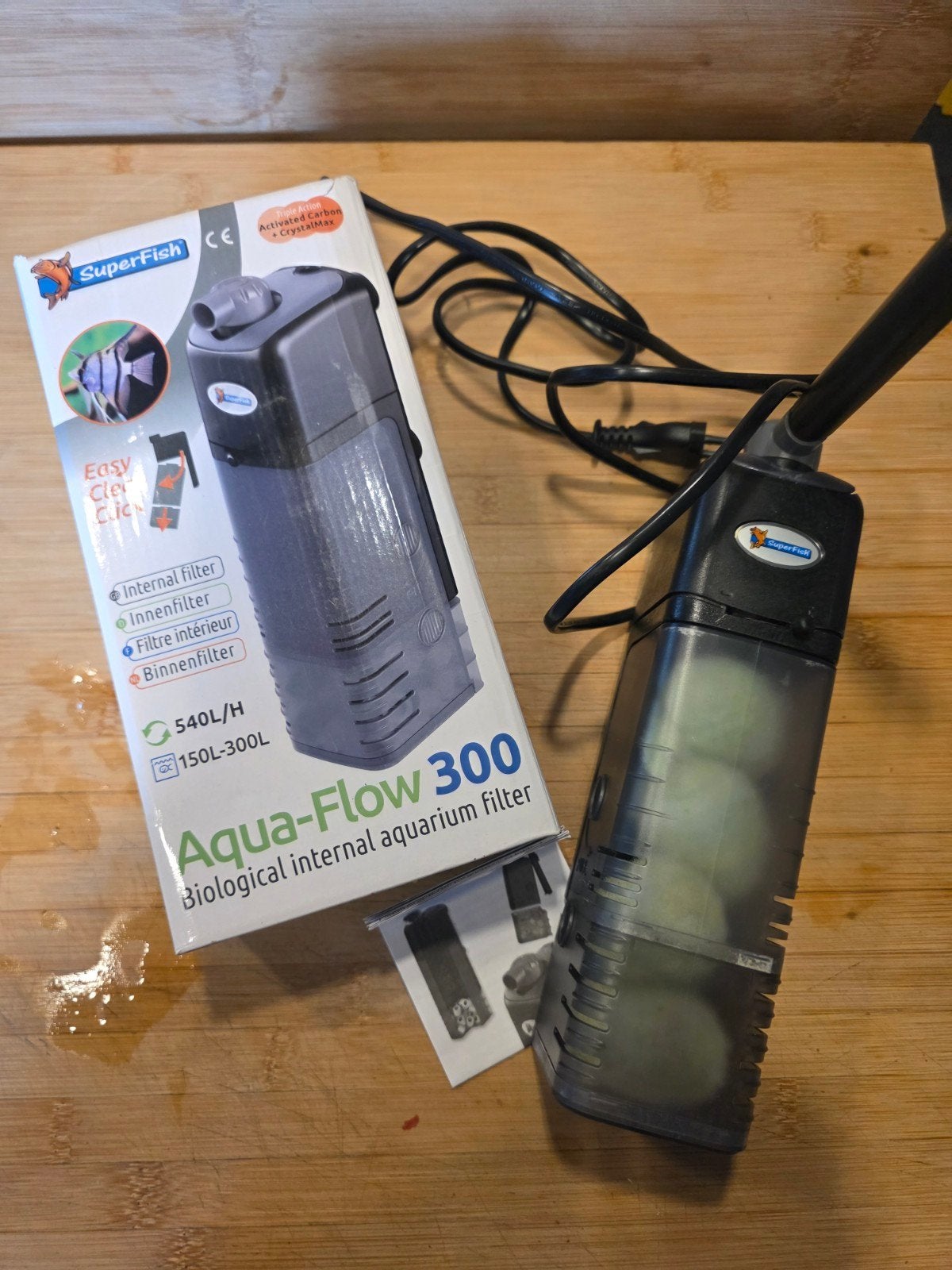 Superfish Aqua-flow 300, Dieren en Toebehoren, Vissen | Aquaria en Toebehoren, Pomp, Ophalen of Verzenden, Zo goed als nieuw, Superfish