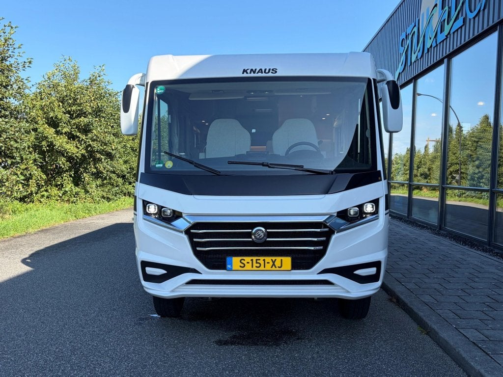 Knaus Live I 650 MEG LEVELSYST./AIRCO WOONDEEL, 6 tot 7 meter, Bedrijf, Handgeschakeld, Diesel
