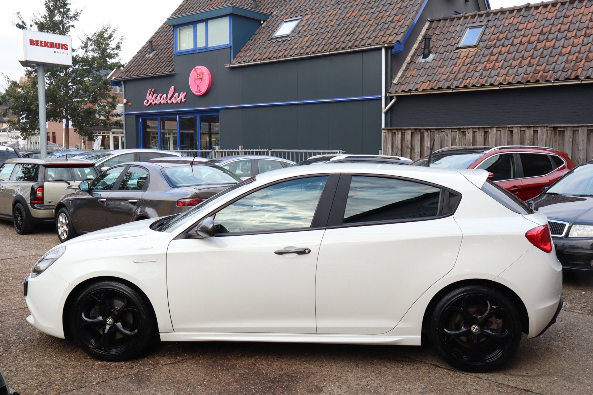 Alfa Romeo Giulietta 1.4 Turbo Sprint, 150 PK , Navi , Alcan, Auto's, Voorwielaandrijving, Verwarmde buitenspiegels, Gebruikt