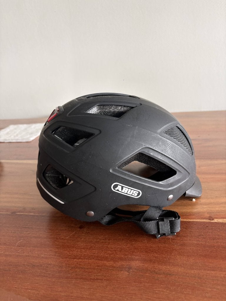 Abus Villite 2.0 fietshelm, Ophalen, M, Zo goed als nieuw, Abus