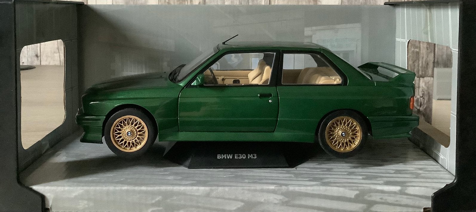 BMW E30 M3 British Racing Green, Ophalen of Verzenden, Nieuw, Solido