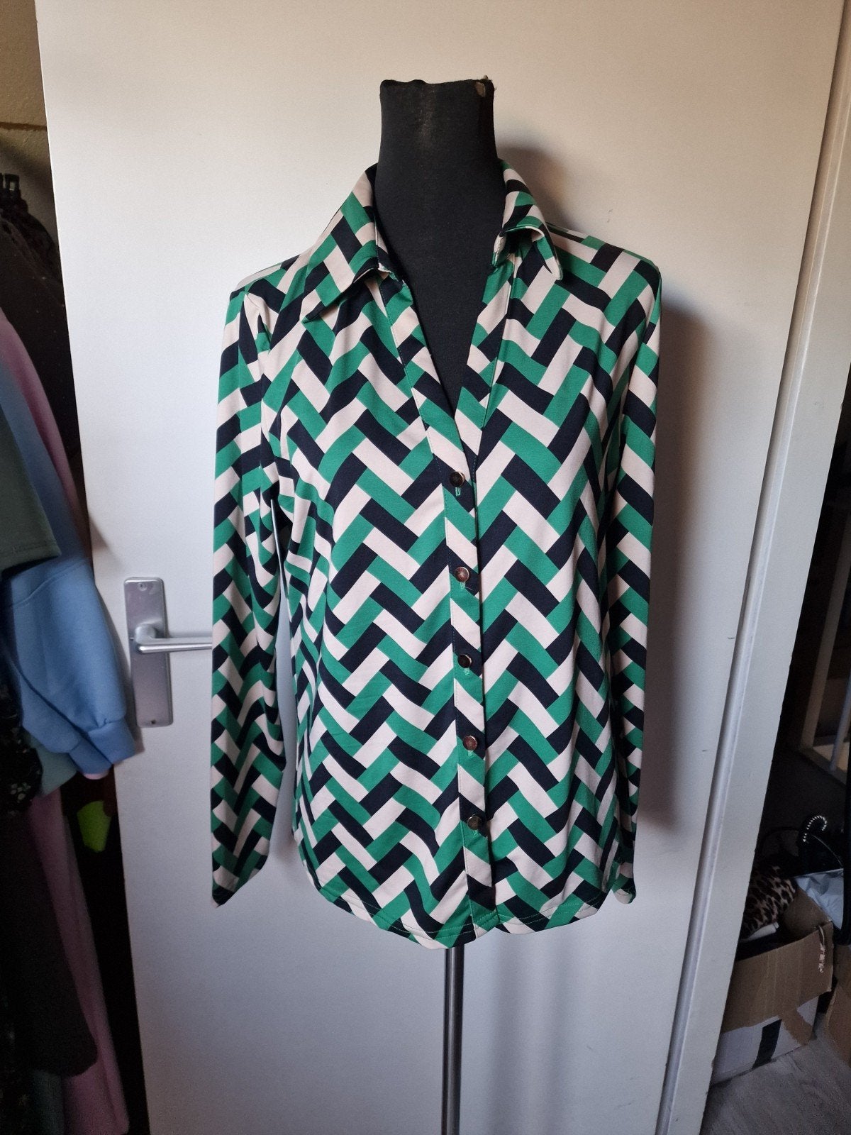 blouse by swan maat l, Ophalen of Verzenden, Zo goed als nieuw