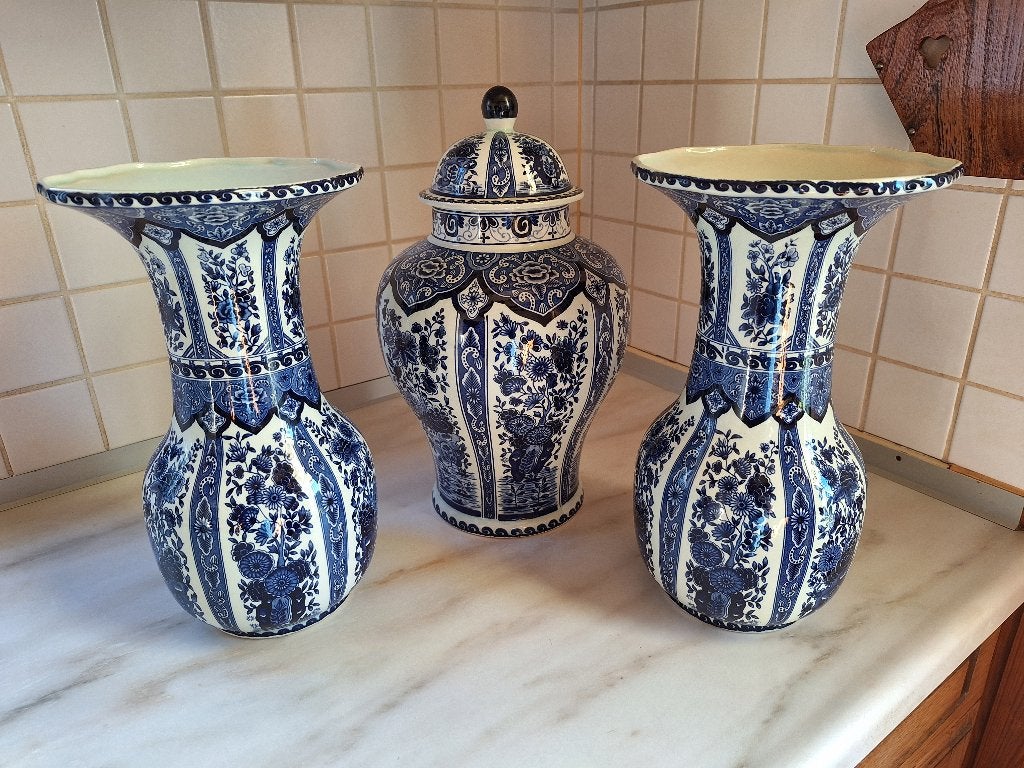 Boch Delfts Blauw kaststel, dekselpot, kraagvazen ca 1960, Ophalen
