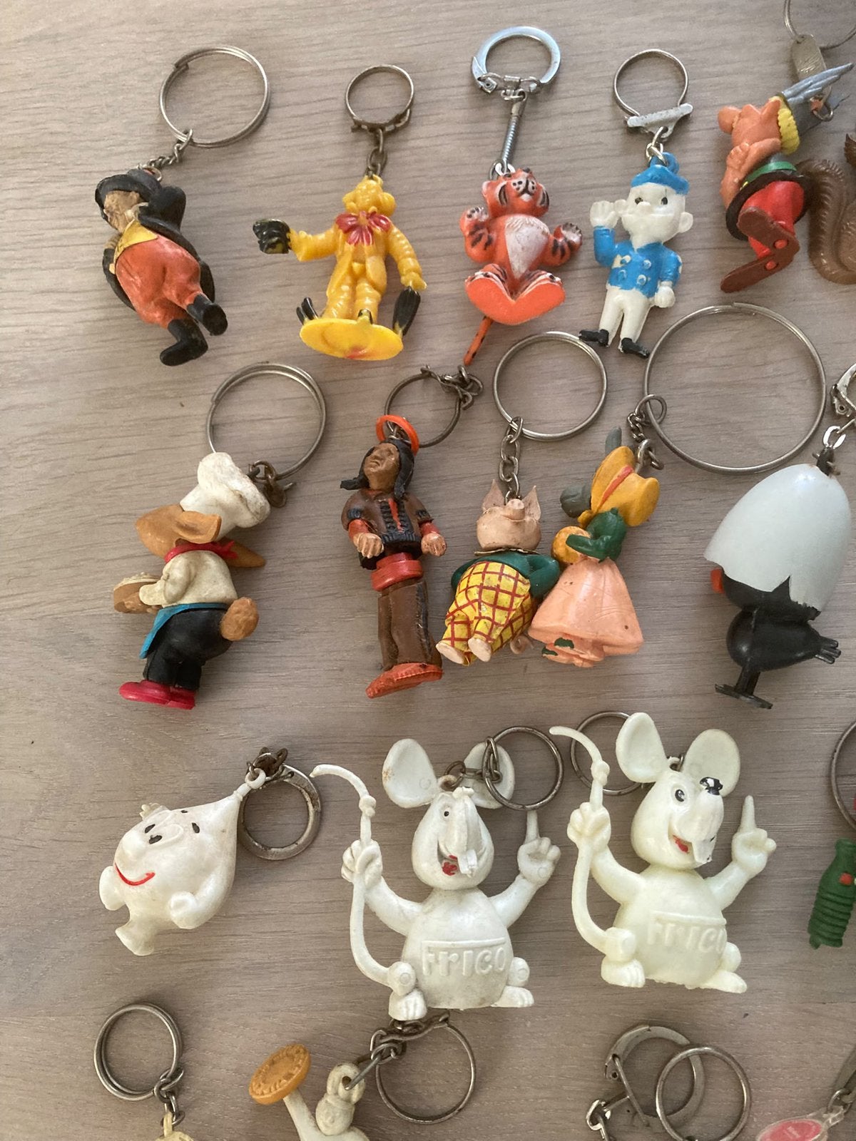 Oude vintage sleutelhangers, Ophalen of Verzenden, Gebruikt