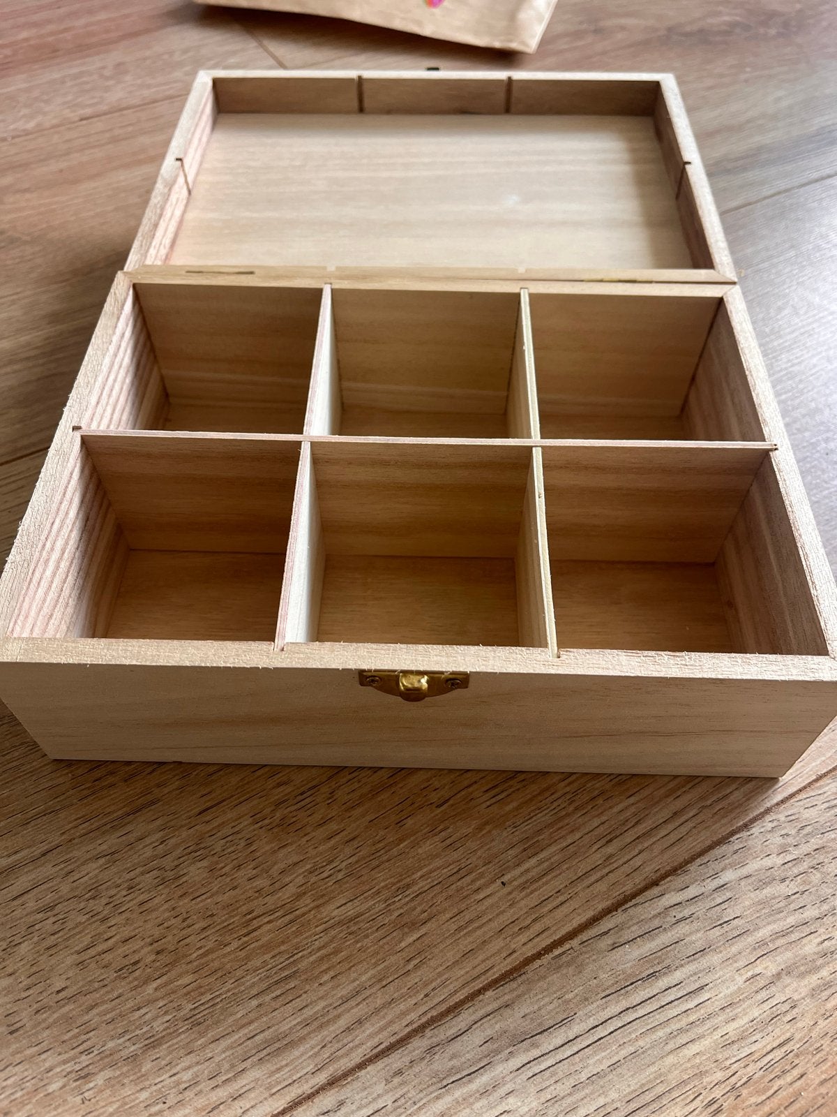 Houten theedoos met 6 vakken - Nieuw, Minder dan 50 cm, Nieuw, Ophalen of Verzenden, 5 – 50