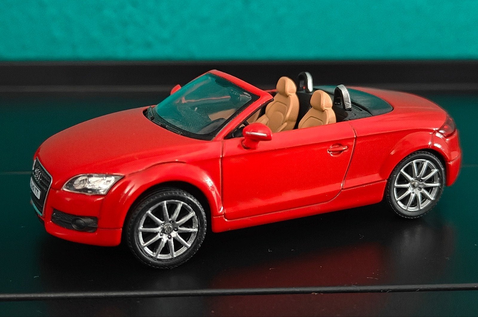 Schuco Audi TT Roadster MK2 1:43 rood, Ophalen of Verzenden, Zo goed als nieuw, Auto, Schuco