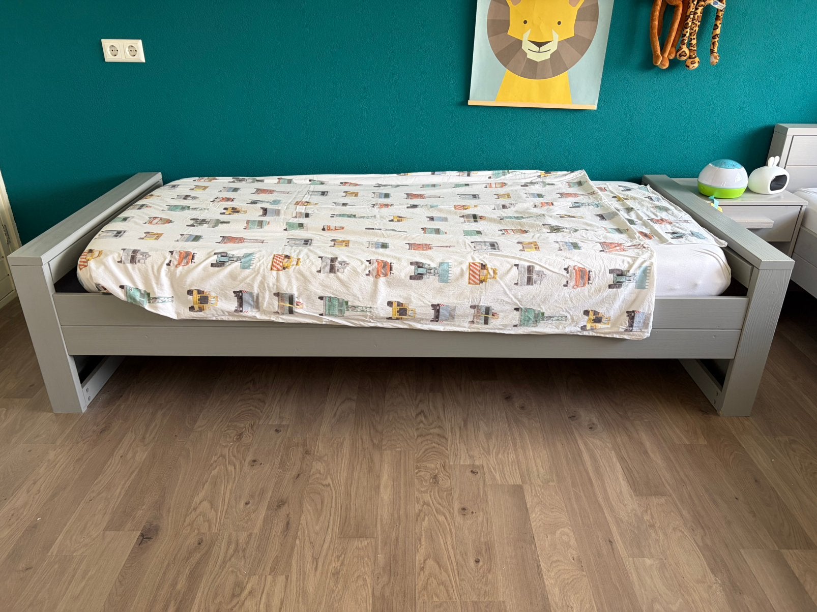 Bed Woood, Ophalen, 90 cm, Eenpersoons, Zo goed als nieuw
