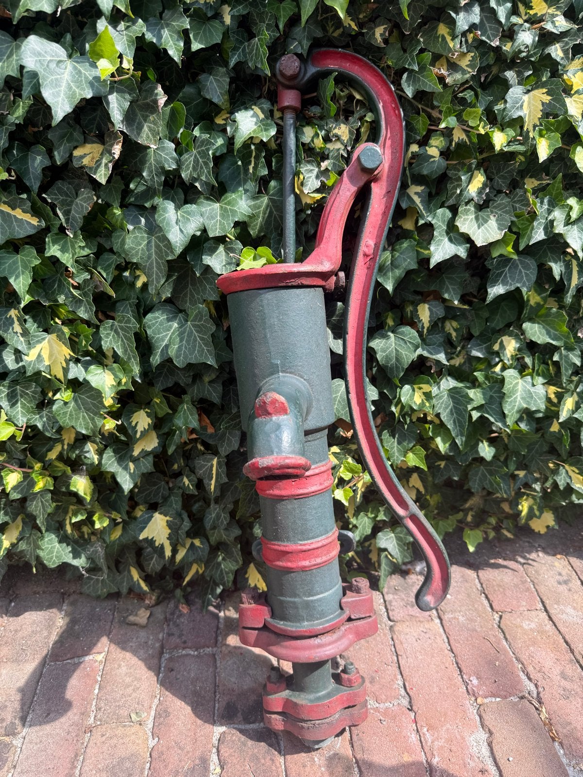 Decoratieve gietijzeren waterpomp - Vintage stijl, Ophalen, Gebruikt
