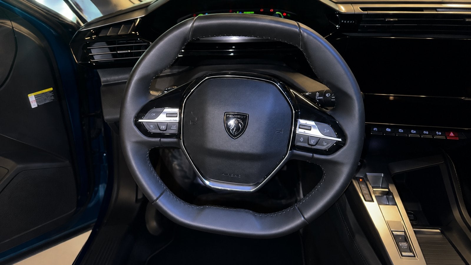 Peugeot 408 1.6 Plug-in Hybrid 180PK E-eat8 2024 Blauw, Auto's, Peugeot, 4 cilinders, Blauw, Plug-in hybride, 71 km/l